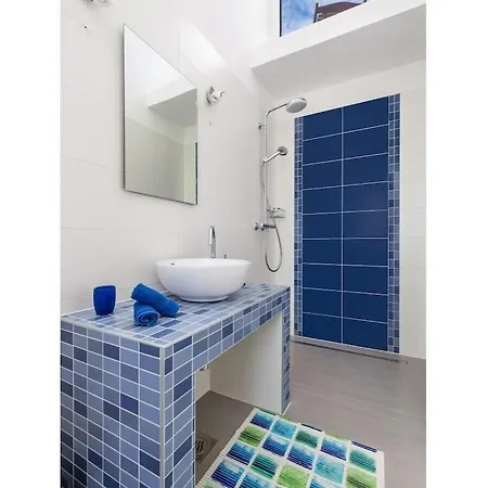 4 Bedrooms In Krnica * Marčana
